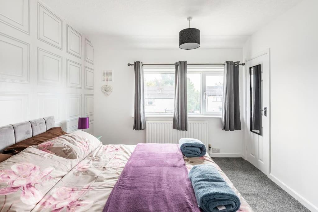 Entire Charming 5-Bed House In Darwen Blackburn Bb1 Free Parking Roadside Rishton 외부 사진